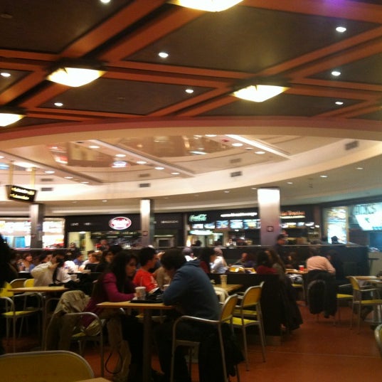 Patio de Comidas Caballito Cinépolis Caballito