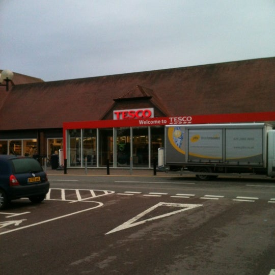 Tesco Supermarket in Worcester