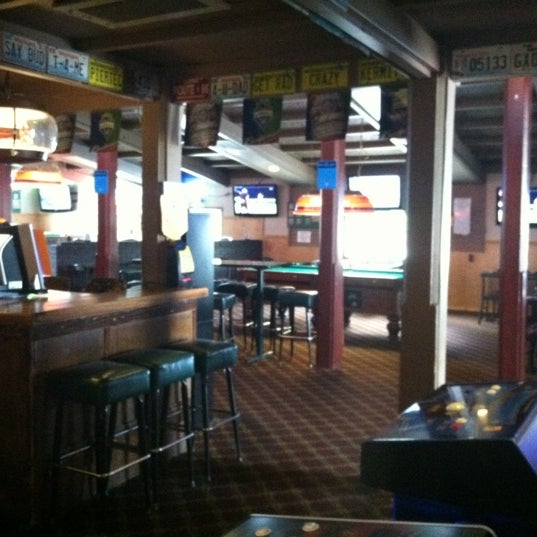 Foto tomada en Roadhouse Bar &amp; Grill  por Meliss &amp; Woody J. el 8/1/2012