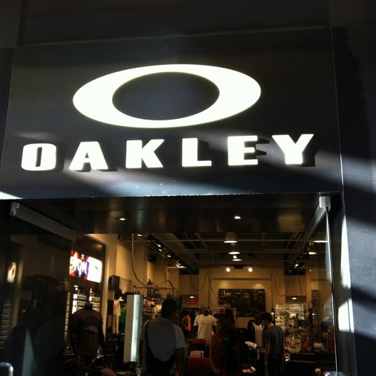 Oakley Ala Moana 2024 www.baltijaskrasti.lv