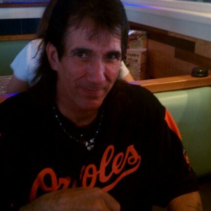 Photo taken at Chili&#39;s Grill &amp; Bar by Gigi G. on 3/20/2012