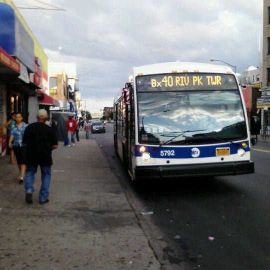 MTA Bus E Tremont Av & Southern Bl (Bx40/Bx42) West Farms Bronx, NY