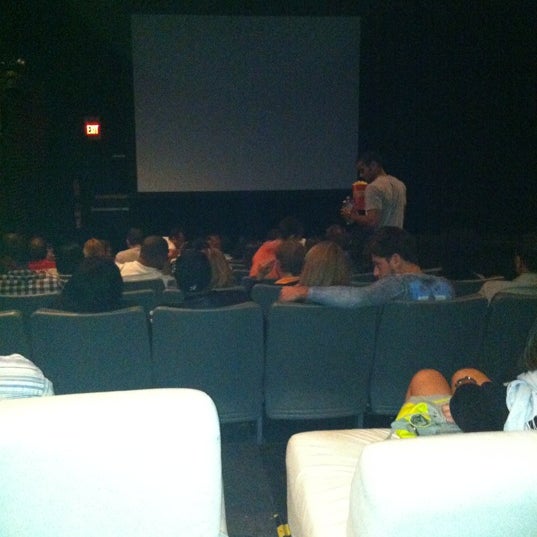 Foto tirada no(a) O Cinema Wynwood por Wesner F. em 4/29/2012