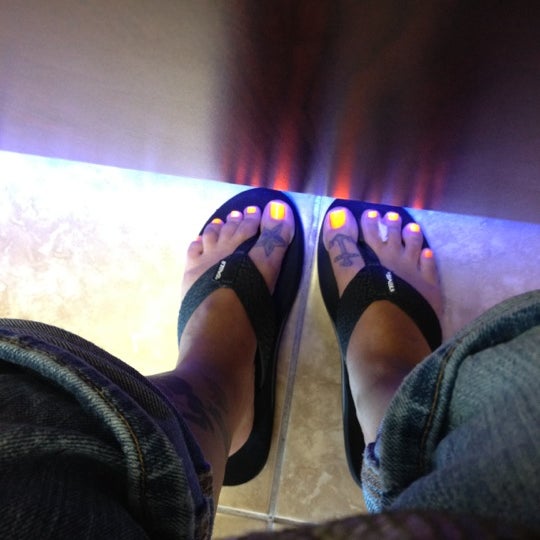 V Nails West Omaha Omaha, NE