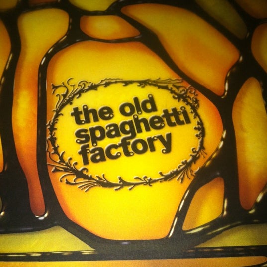 Das Foto wurde bei The Old Spaghetti Factory von ☀️Stacy M. am 8/31/2012 aufgenommen
