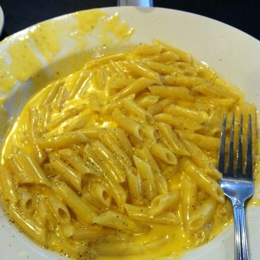 Its not on the menu but order the Penne Mac 'N Cheese-best I've ever had! Extra tip: put a little pepper on it and your taste buds will love you forever!