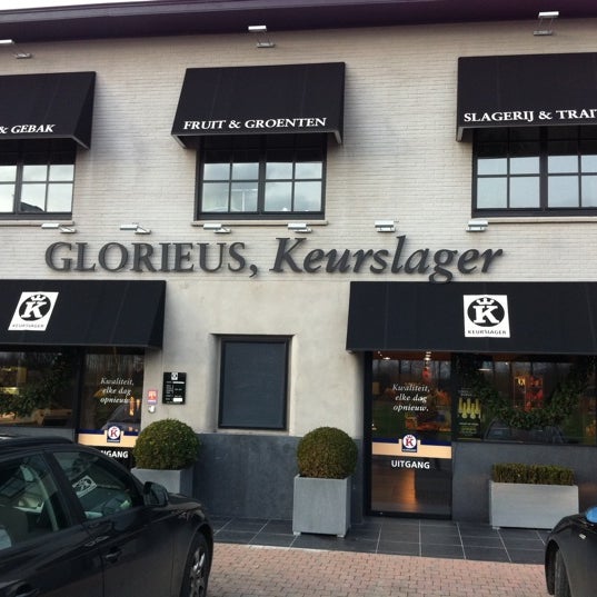 Photo taken at Glorieus Keurslager by Tom V. on 1/9/2012