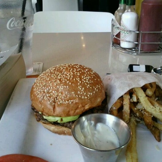 Photo taken at H Burger by Bobby P. on 8/21/2011