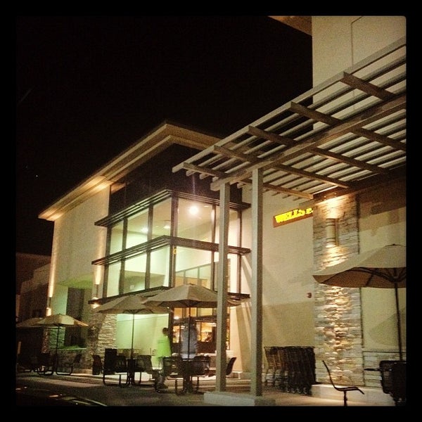 Safeway Grocery Store in Westlake