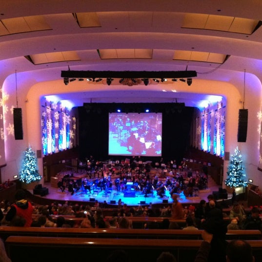 Foto scattata a Liverpool Philharmonic Hall da Simon M. il 12/18/2011