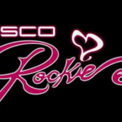 รูปภาพถ่ายที่ Disco Rockie โดย PaWa A. เมื่อ 11/12/2011