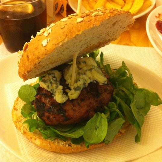 Photo taken at La Castanya Gourmet Burger by Maria C. on 8/10/2012