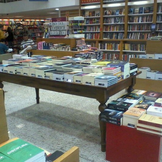 Livrarias Curitiba - Shopping São José