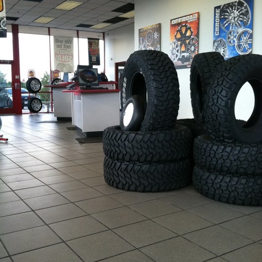 Discount Tire Automotive Repair Shop