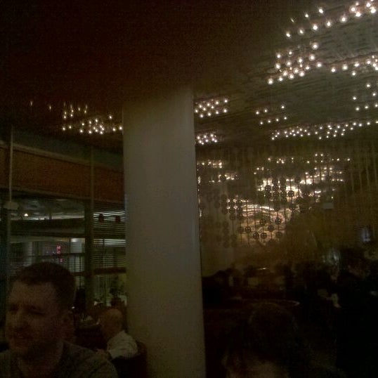 Photo taken at Hudson Eatery by Grethe T. on 11/12/2011
