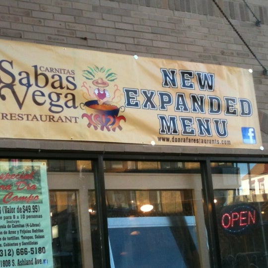 Photo prise au Sabas Vega Carnitas Restaurant par David S. le1/7/2012