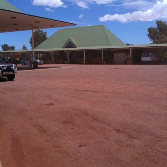Swagman Roadhouse Mt Gas Station in Mt