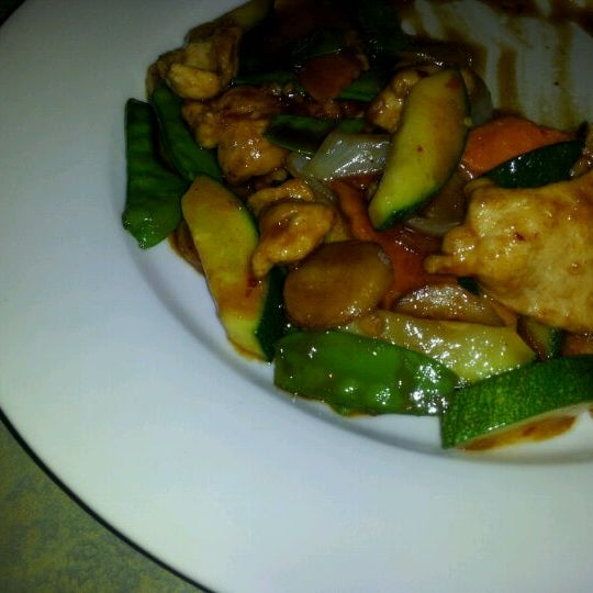 Try the garlic chicken:-). Thumbs up in my book!!!