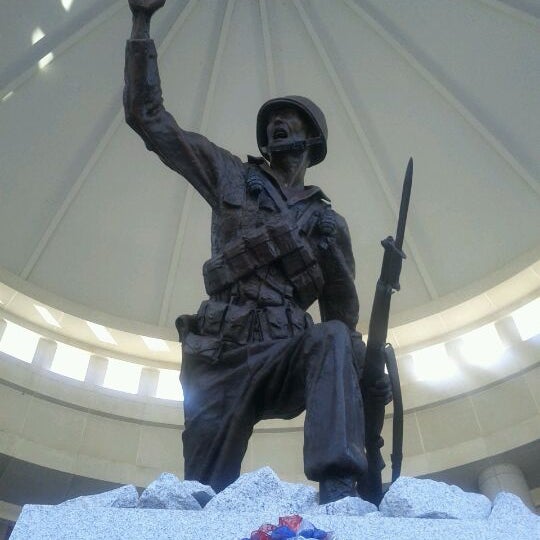 Das Foto wurde bei National Infantry Museum and Soldier Center von Randy D. am 12/3/2011 aufgenommen