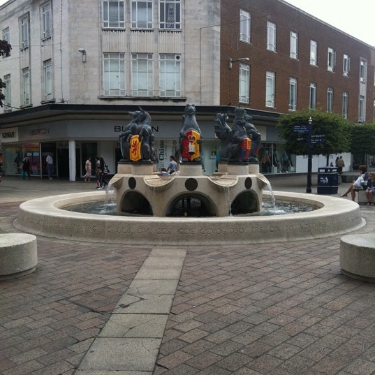 Commercial Road Fountain Fountain in Portsmouth