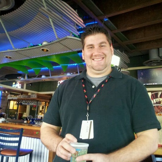 Photo taken at Chili&#39;s Grill &amp; Bar by Sheila W. on 11/17/2011