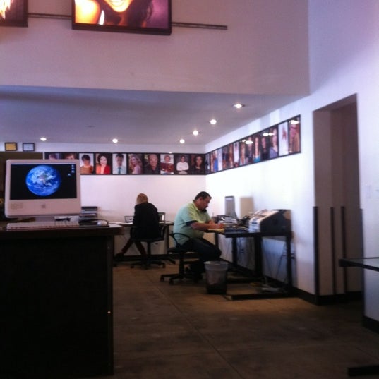Photo taken at Argentum Photo Lab by Ajay J. on 1/6/2012
