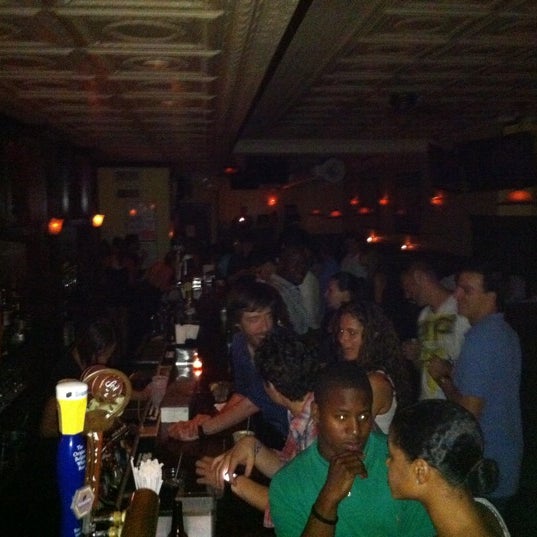 Тимоти шаламе регулус блэк. Финн вулфорд. Финн вулфхард 2022. Финн вулфорд грустный. Black finn.