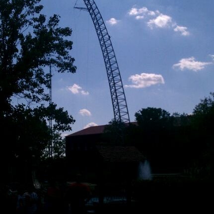 รูปภาพถ่ายที่ Frontier City Theme Park โดย Delicia P. เมื่อ 9/11/2011