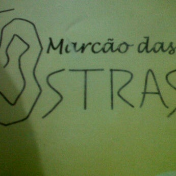 รูปภาพถ่ายที่ Marcão das Ostras โดย Marcelo N. เมื่อ 9/6/2012