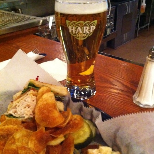 1/7/2012にAmy W.がDooney&#39;s Pub &amp; Restaurantで撮った写真