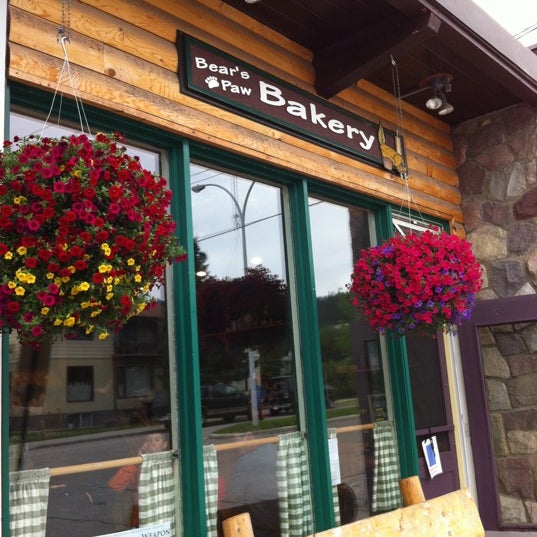 Bear's Paw Bakery Bakery in Jasper