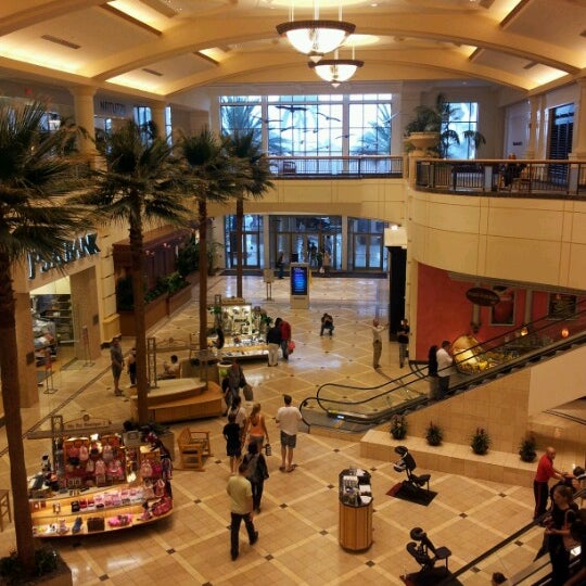 The Galleria - Shopping Mall in Ft Lauderdale