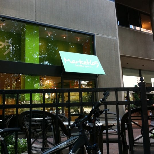 Market 65 Salad Place