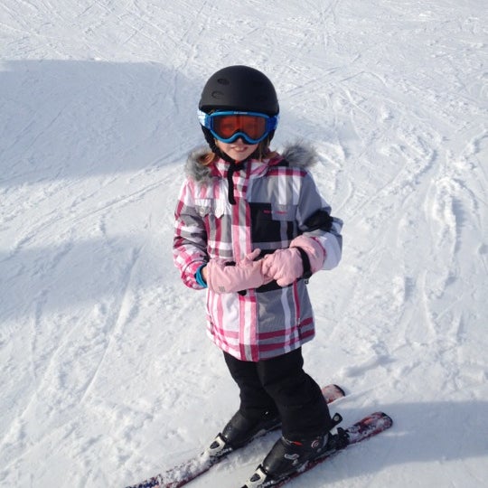12/31/2011 tarihinde Chris T.ziyaretçi tarafından Hyland Ski and Snowboard Area'de çekilen fotoğraf