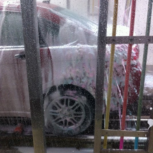 Mister Car Wash Car Wash and Detail in Madison