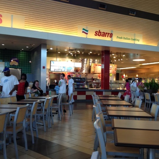 Christiana Mall Food Court 18 Tips De 1817 Visitantes