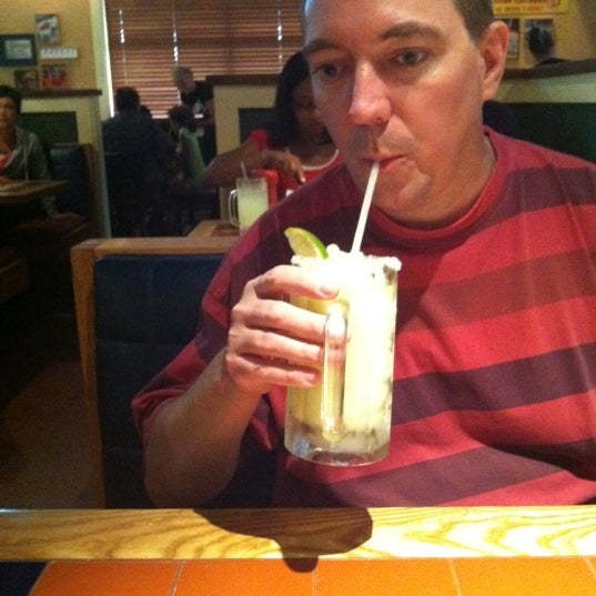 Photo taken at Chili&#39;s Grill &amp; Bar by Renee B. on 9/2/2011