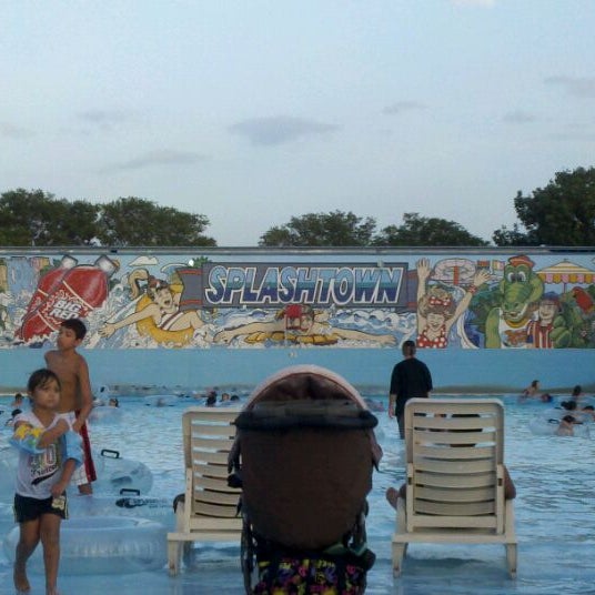 Photo taken at Splashtown San Antonio by Douglas K. on 7/2/2011