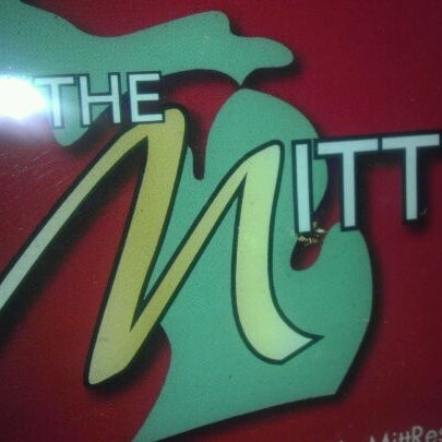 Photo taken at The Mitt Restaurant, Bar &amp; Pizzeria by Joey Z. on 5/31/2012