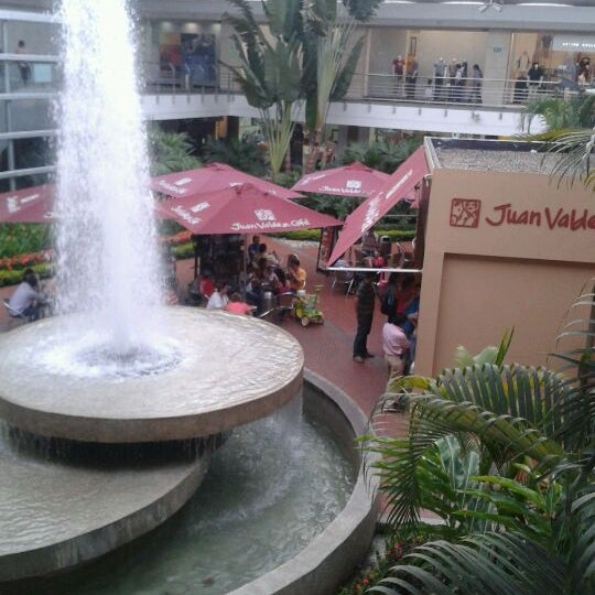 Juan Valdez Café Coffee Shop in Neiva