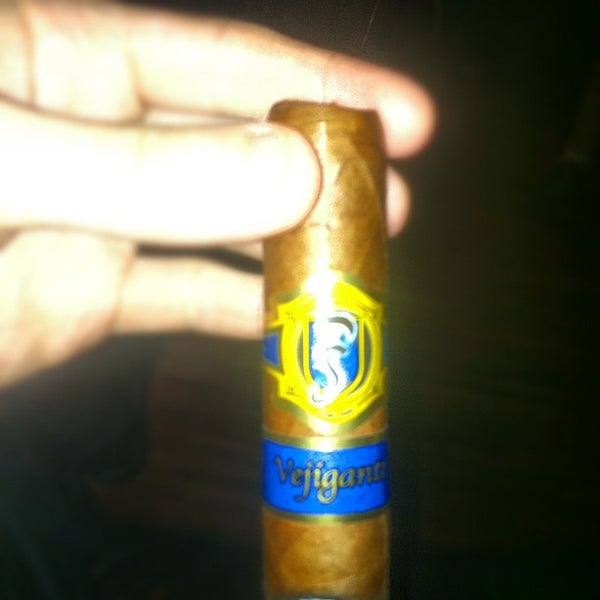 Photo taken at United Cigars Inc. by FineTobacco N. on 8/11/2012