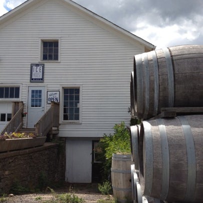 Photo taken at The Ice House Winery by Stro 1. on 8/17/2012