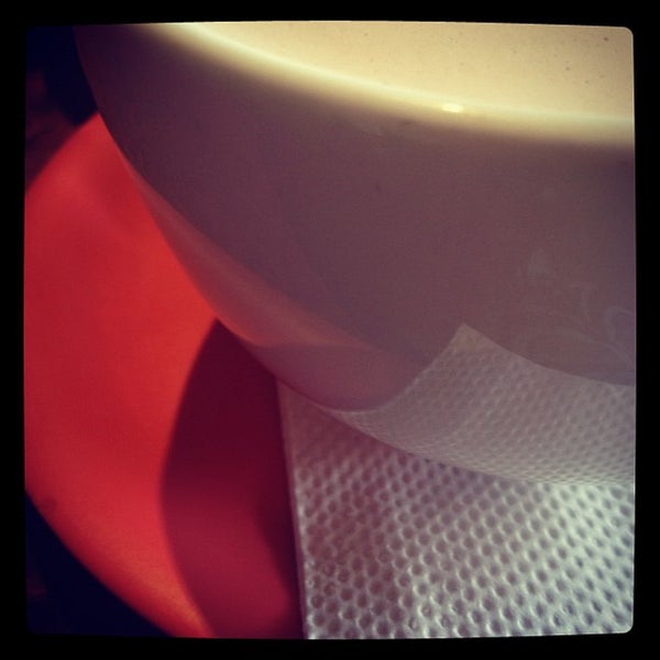 8/28/2012にtheraがFioza Cafeで撮った写真