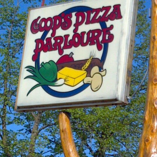 Das Foto wurde bei Coop&#39;s Pizza Parloure von Marc L. am 5/16/2012 aufgenommen