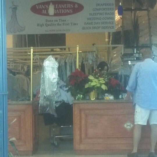 Van's Cleaners Laundry Service in Chandler