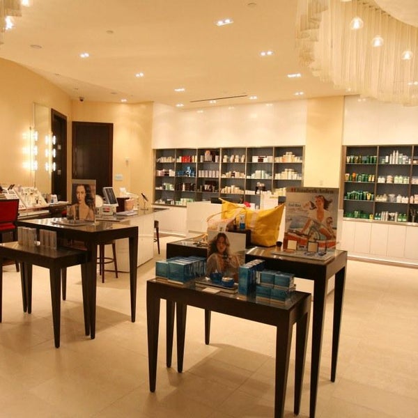Photos At Elizabeth Arden Red Door Spa Marina District