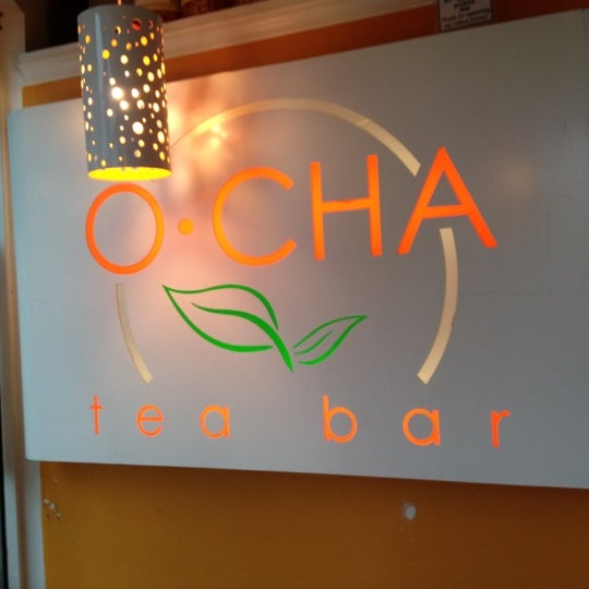 รูปภาพถ่ายที่ O-CHA Tea Bar โดย Caroline เมื่อ 8/25/2012