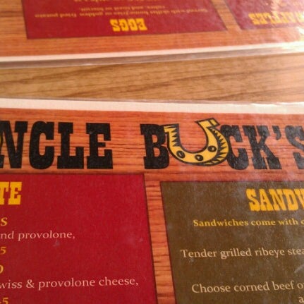 Foto diambil di Uncle Bucks Restaurant &amp; Bar oleh Nancy N. pada 7/26/2012
