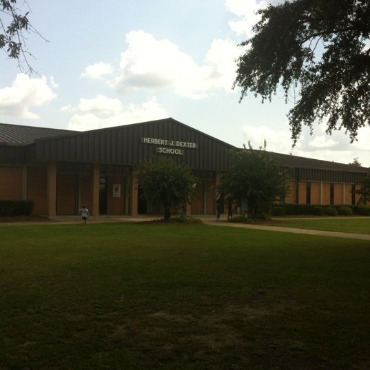 Dexter Elementary School