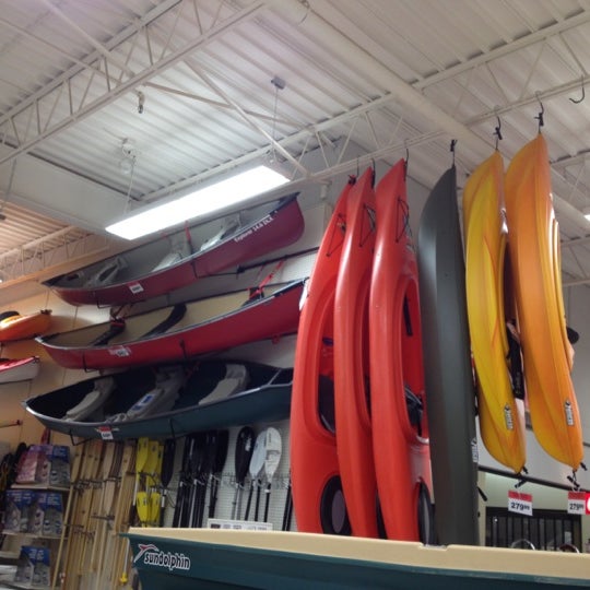 Canadian Tire Auto Service Centre Lachute, QC